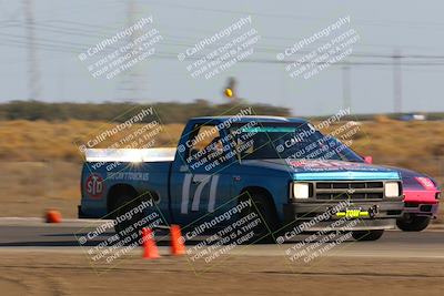 media/Oct-02-2022-24 Hours of Lemons (Sun) [[cb81b089e1]]/915am (I-5)/